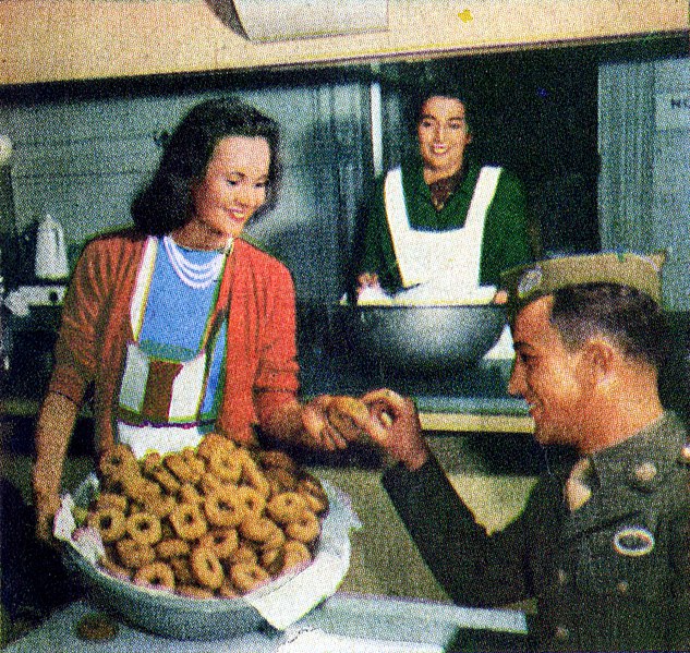 File:Stage-Door-Canteen-Inglis-LIFE-1944.jpg