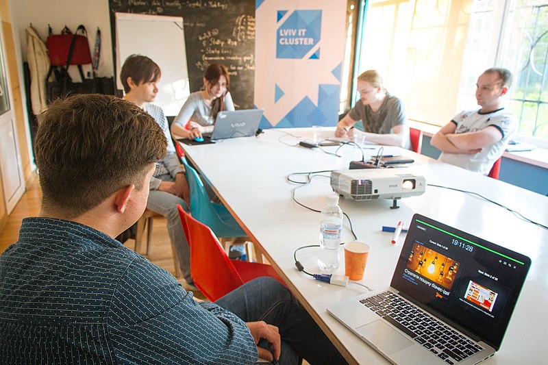 File:Startup School-1.JPG