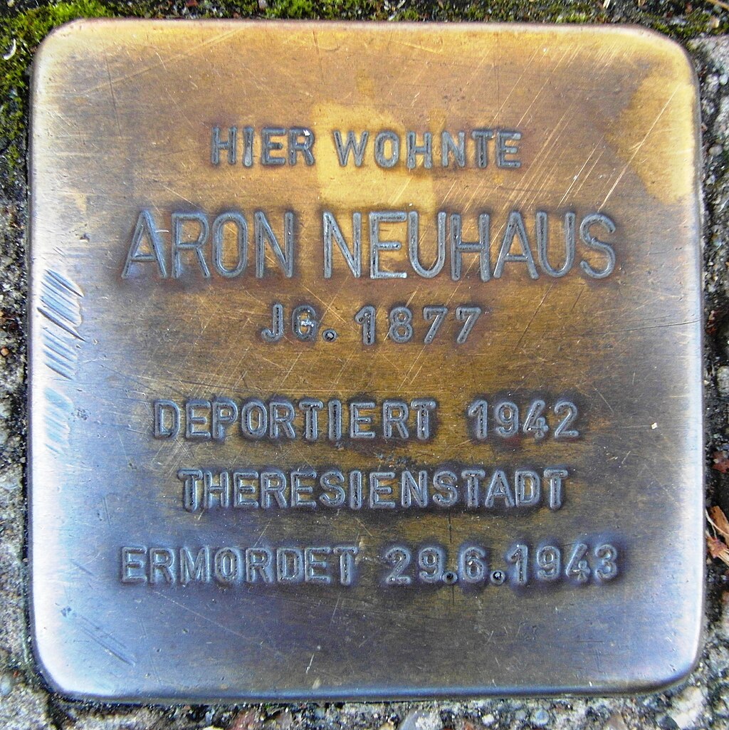 Stolperstein Aaron Neuhaus Lennestadt-Altenhundem.JPG
