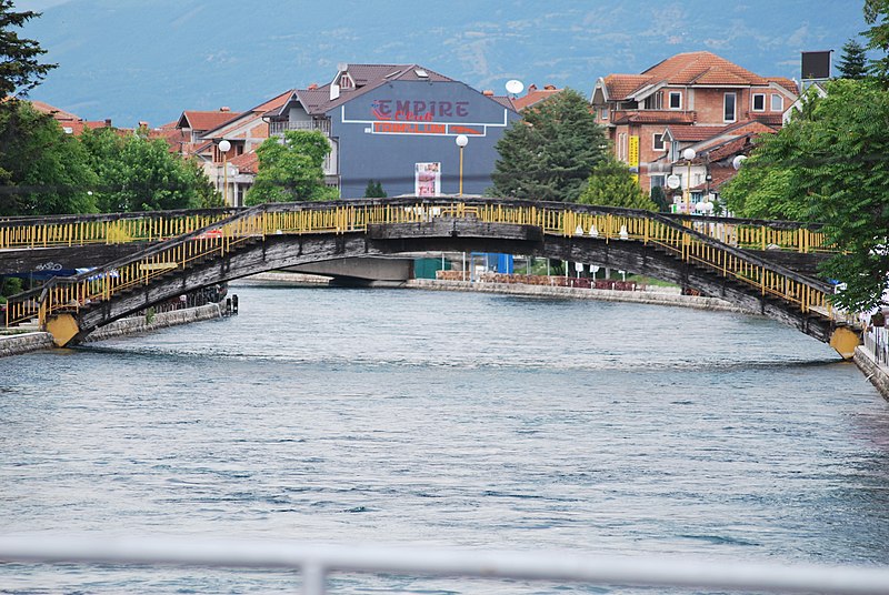 File:Struga X25.JPG