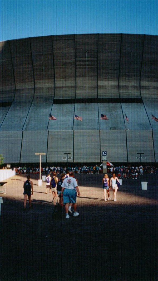 The exterior of the Superdome during the 2001 National Lutheran Youth Gathering