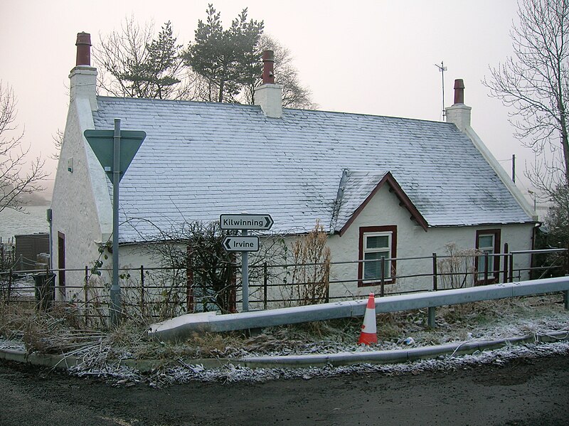 File:The Benslie Cottage.JPG