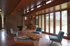 Living room, looking toward the Tennessee River.