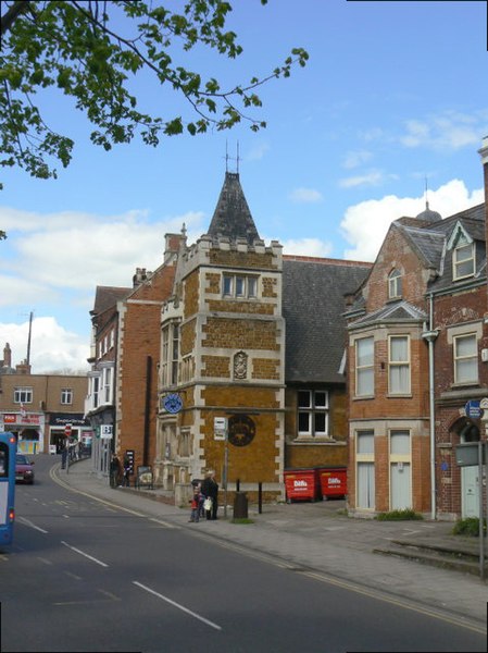 File:The top of Burton Street - geograph.org.uk - 1280376.jpg