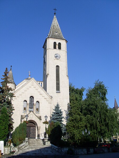File:Tokaj church.jpg
