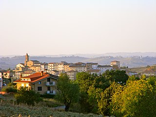 Torre San Patrizio - panoramio.jpg