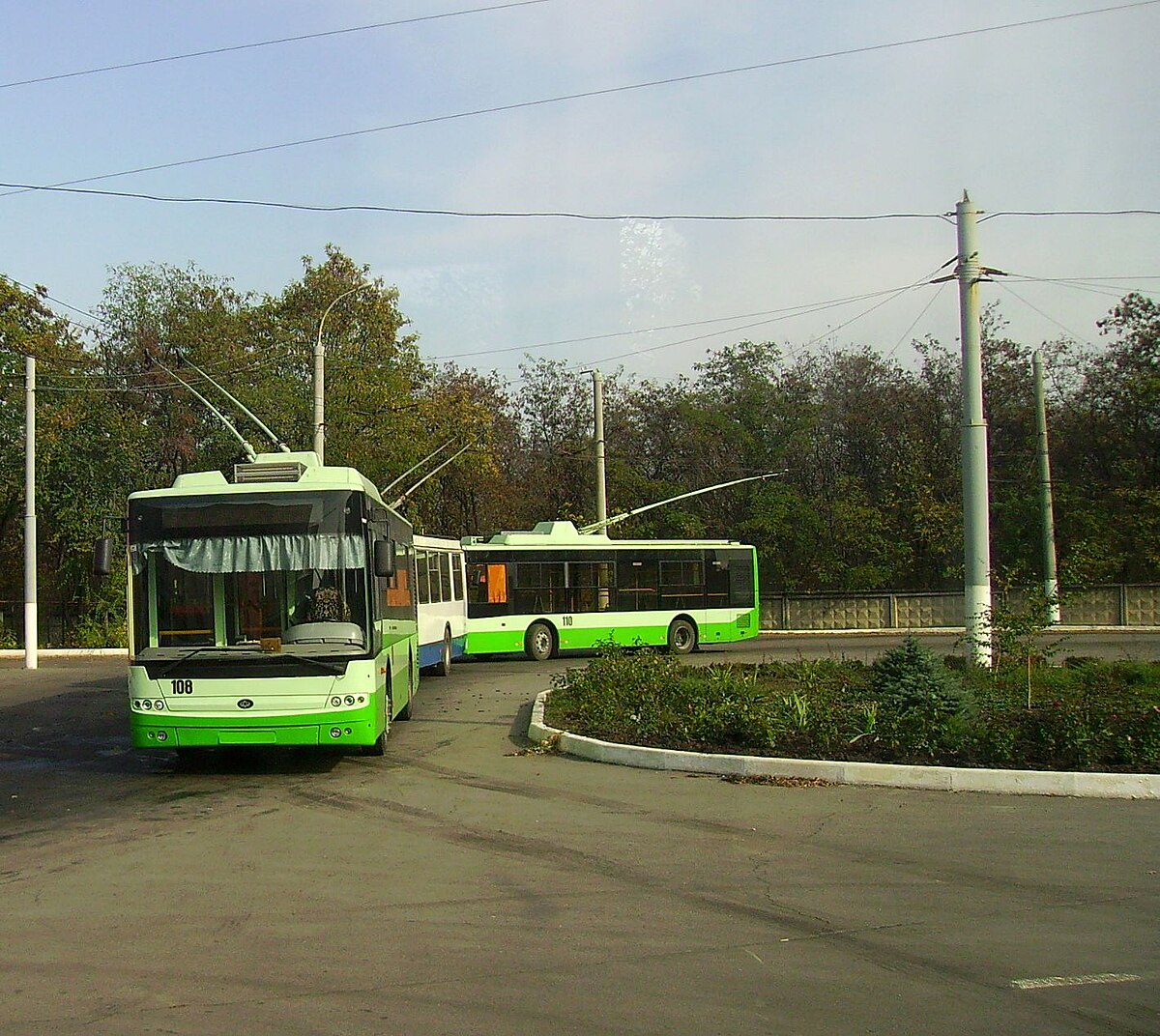 Луганский троллейбус — Википедия