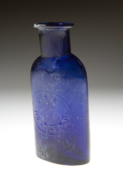 File:USA Hospital Department medicine bottle.jpg