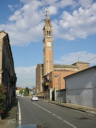 Via Garibaldi e chiesa di San Prosdocimo (Castelbaldo).JPG
