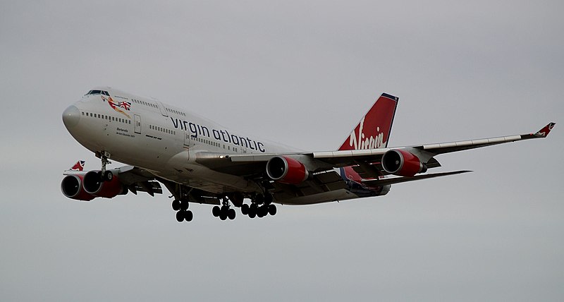 File:Virgin Atlantic "Barbarella" Boeing 747-443 G-VROM (2064719726).jpg