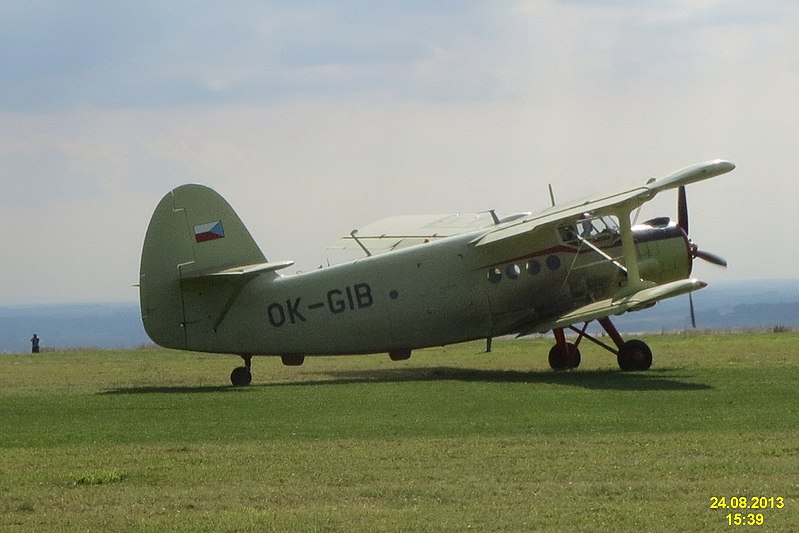 File:Vysokov Air Day (11206197614).jpg