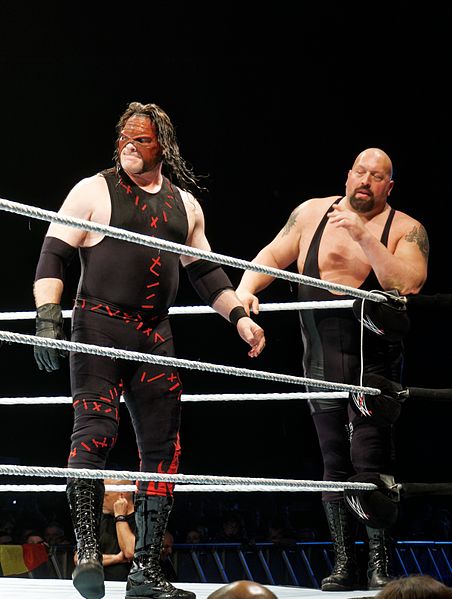 Kane (left) and Big Show (right), during a WWE Live Event in 2016.