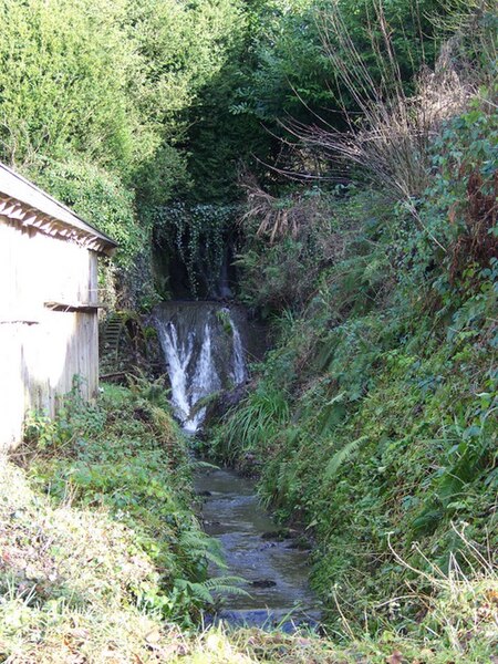 File:Waterfall, East Pennard - geograph.org.uk - 1702608.jpg