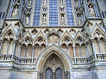 Wells cathedral west door height.JPG