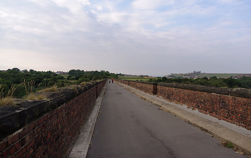 File:Whitby MMB 37 Larpool Viaduct.jpg