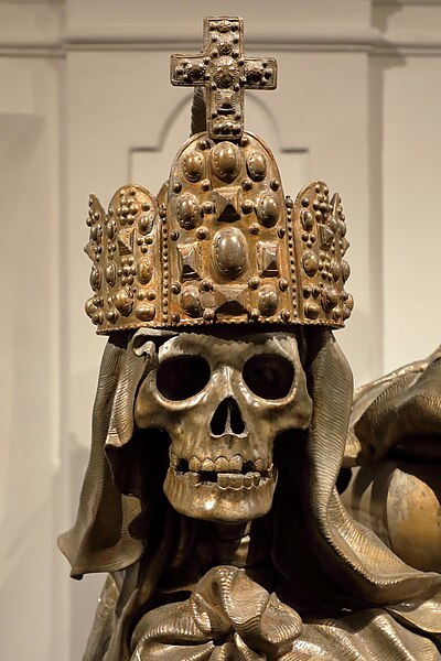 A death head wearing the Imperial Crown of the Holy Roman Empire, on the sarcophagus of Habsburg emperor Charles VI in the crypt of the Capuchin churc