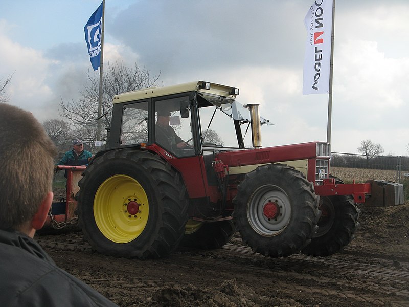 File:Wittbek treckertreck kavlstart.JPG