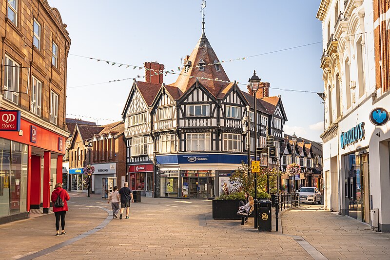 File:Wrexham City Centre.jpg