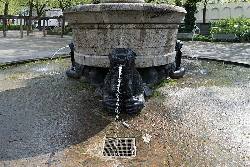 File:Wuppertal Platz der Republik 2016 046.jpg