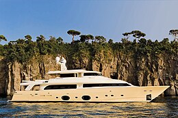 Yacht Custom Line Navetta 33.jpg