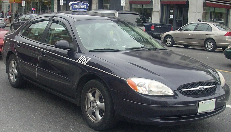 File:'00-'03 Ford Taurus Taxi (Byward Auto Classic).jpg