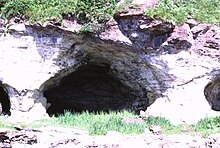 The King's Cave, reputedly a refuge of King Robert the Bruce