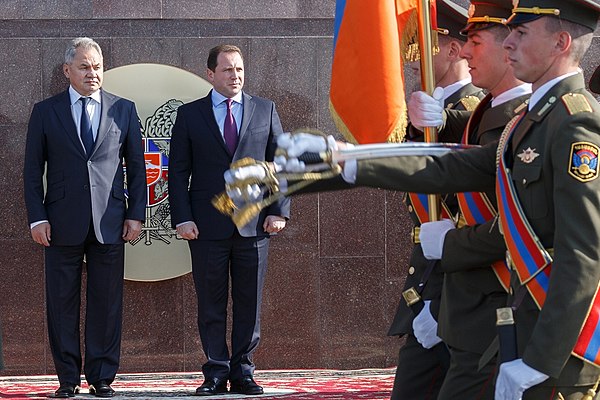 David Tonoyan with Sergey Shoygu at the defence ministry.