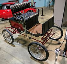 1900 Locomobile steam car 1900 Locomobile steam car.jpg