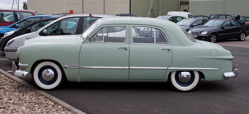 File:1950 Ford at Cosford (1).jpg