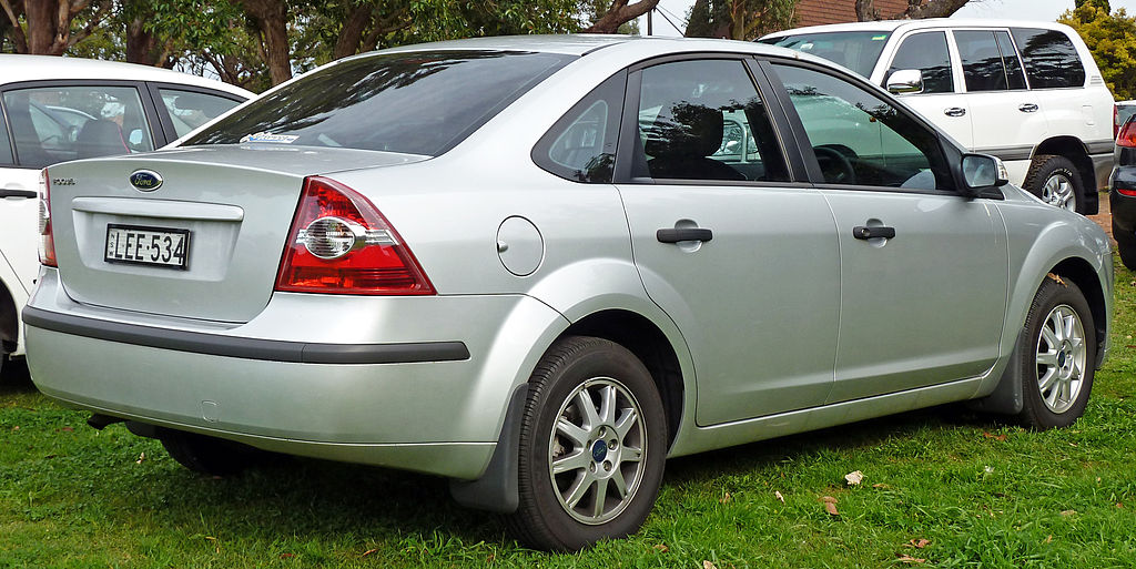 File:2007-2009 Ford Focus (LT) CL sedan 02.jpg - Wikimedia Commons