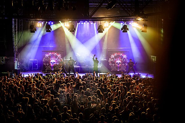 Hatebreed performing in 2016