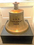 Миниатюра для Файл:20181101 USS Savannah CL-42 ship's bell.jpg