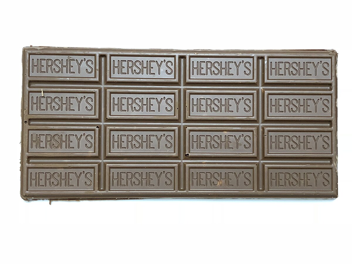 hershey chocolate bar with almonds