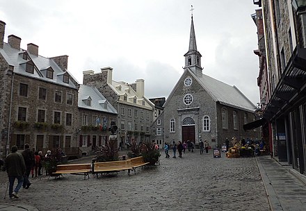 Place Royale and Notre-Dame-des-Victoires in 2013