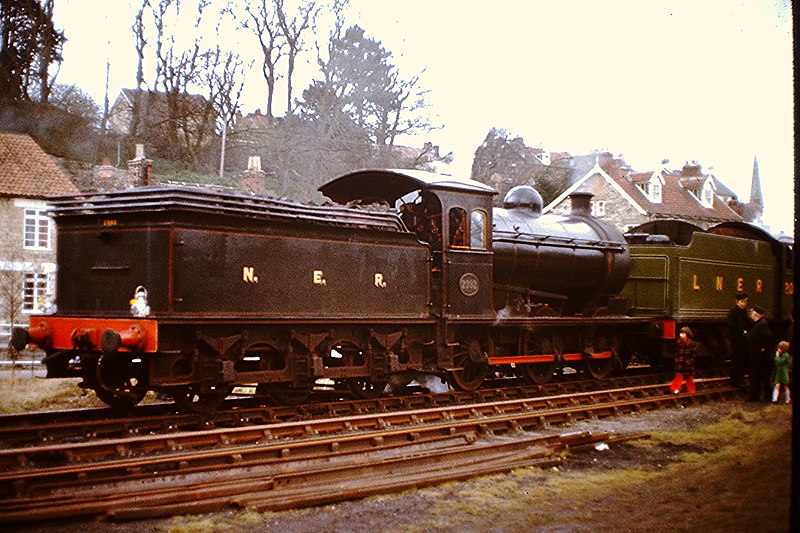 File:2392 North Yorkshire Moors Railway - 24149151016.jpg