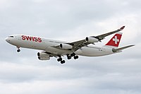 A340-300 SWISS SBGR (32265338263).jpg