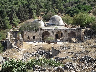 How to get to נבי יושע with public transit - About the place