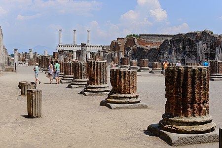 Tập_tin:Ancient_Roman_Pompeii_-_Pompeji_-_Campania_-_Italy_-_July_10th_2013_-_32.jpg