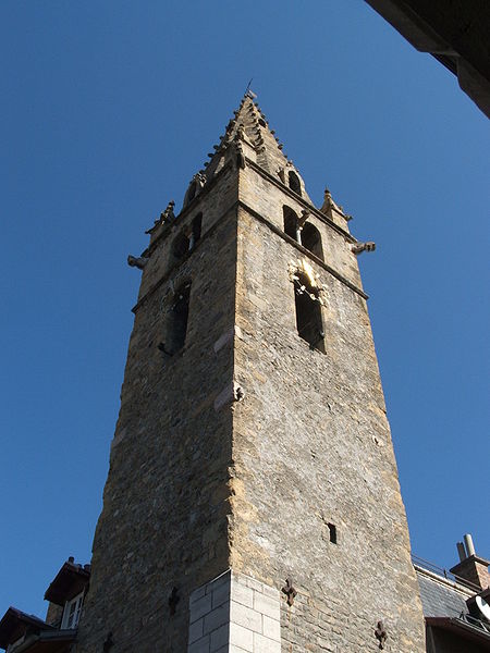 File:Barcelonnette-Place Manuel-DSCF8702.JPG