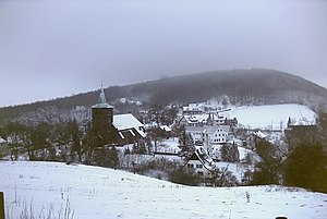 The Rothenuffler Berg from the west, view over the pass from the Bergkirchener Kopf