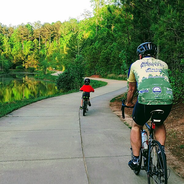 File:Big Creek Greenway Roswell.jpg