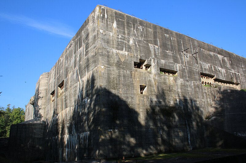 File:Blockhaus d'Éperlecques 102.jpg