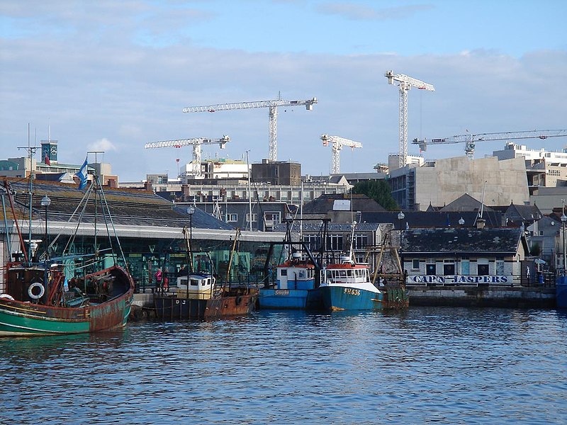 File:Boats at the Barbican (Plymouth, 2005).jpg