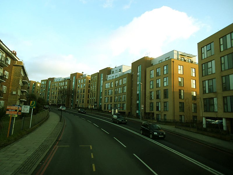 File:Bottom of Blackheath Hill - geograph.org.uk - 4316212.jpg