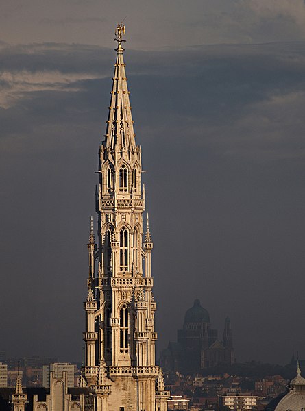 File:Brussels - city hall - tower.jpg