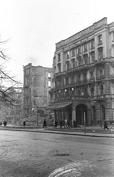 File:Bundesarchiv Bild 183-J31330, Berlin, Hotel "Kaiserhof", Zerstörungen.jpg