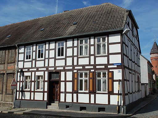 Burg Johannesstraße9