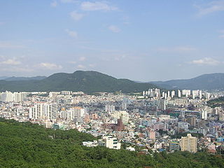 <span class="mw-page-title-main">Geumjeong District</span> District of Busan, South Korea