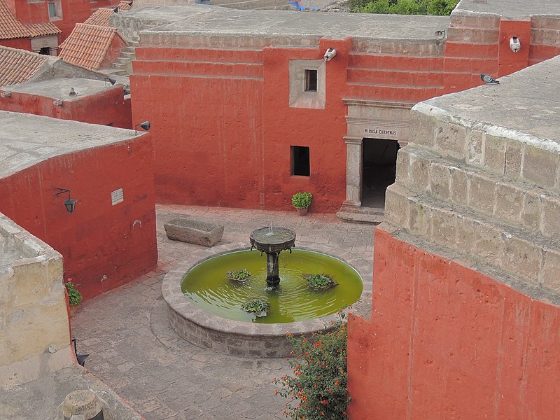 File:CONVENTO AREQUIPA.jpg