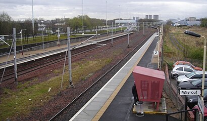 How to get to Cardonald Station with public transport- About the place